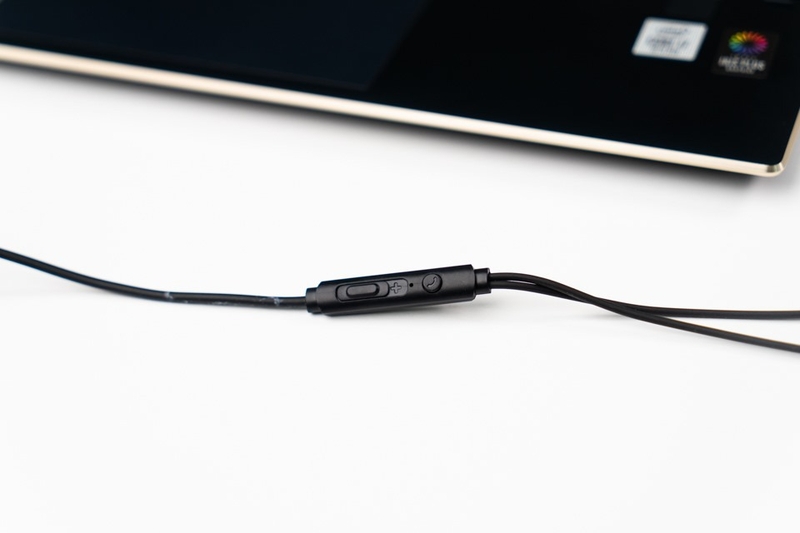 Tai nghe dây nhét tai i.value M-13 nải tần 20Hz - 20kHz