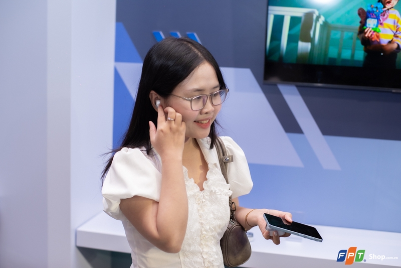 tai-nghe-galaxy-buds4-ra-mat-co-gi-moi-201540-6.jpg