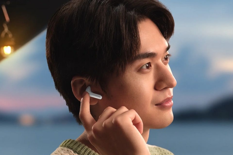 Huawei Freebuds SE 2 nhẹ nhàng và êm ái khi đeo