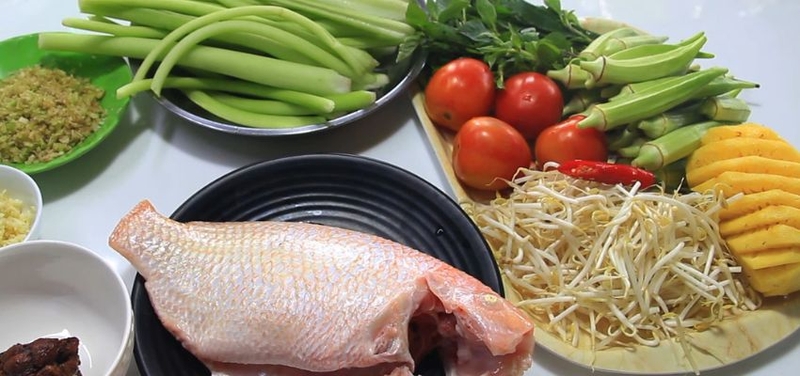 Tại sao canh cá cho đồ chua