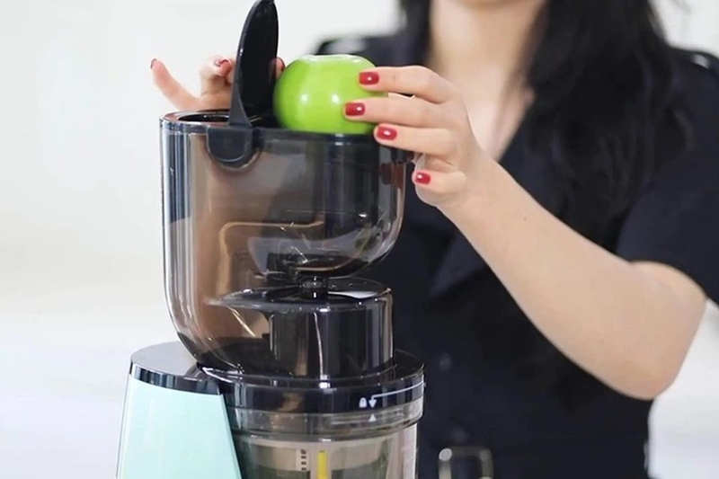 Khóa an toàn của máy ép trái cây không được đóng khít