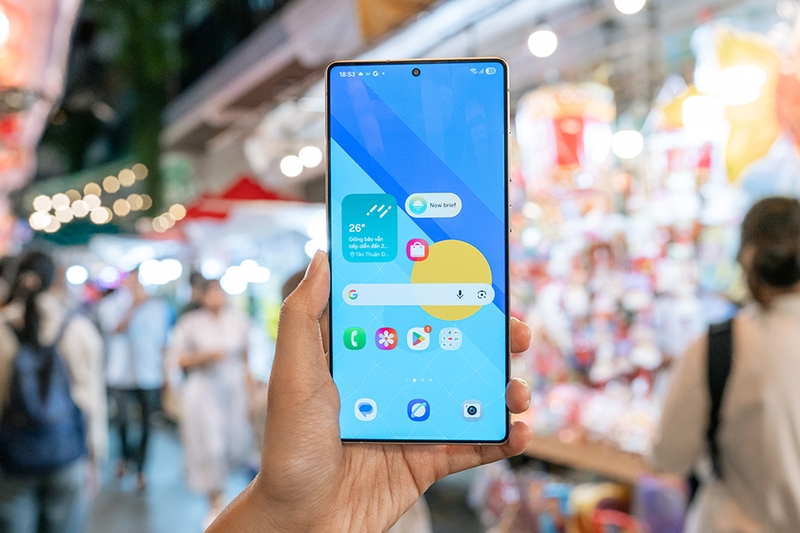 tan-huong-dem-trang-cung-galaxy-s25-ultra (14).jpg