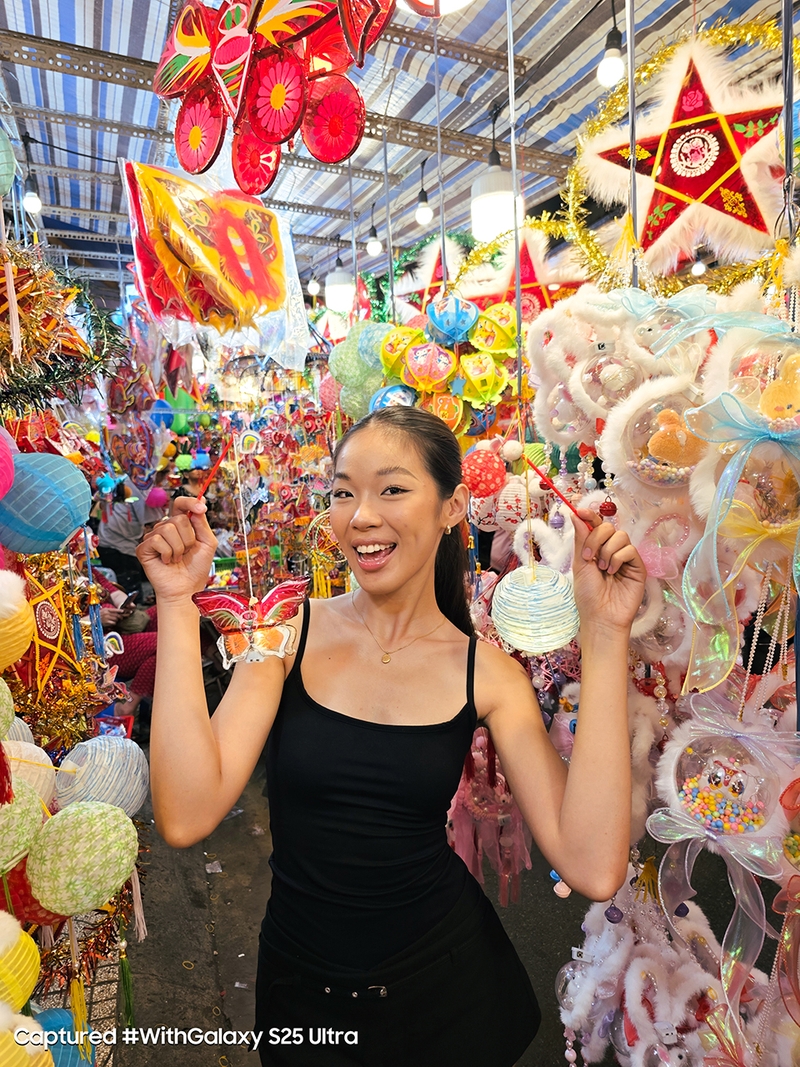 tan-huong-dem-trang-cung-galaxy-s25-ultra (2).jpg