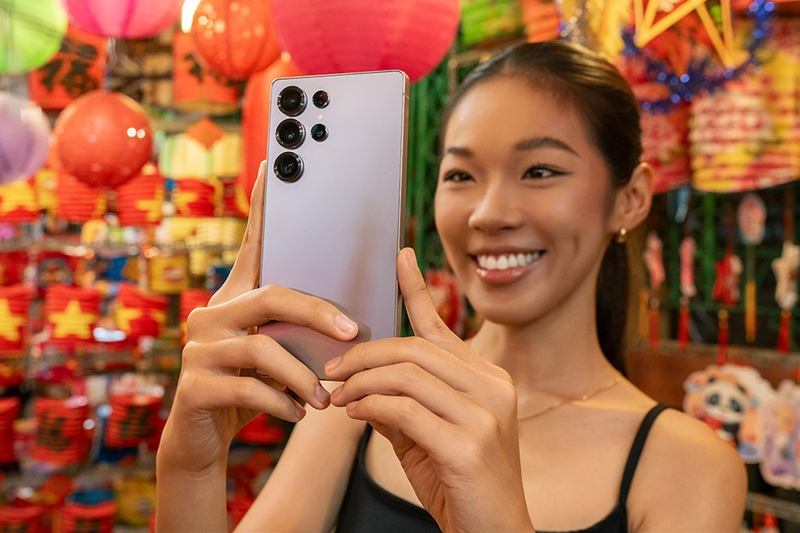 tan-huong-dem-trang-cung-galaxy-s25-ultra (4).jpg