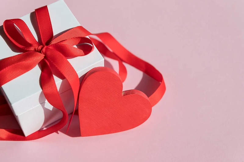 Tặng quà Valentine 2025 không tốn kém - 0