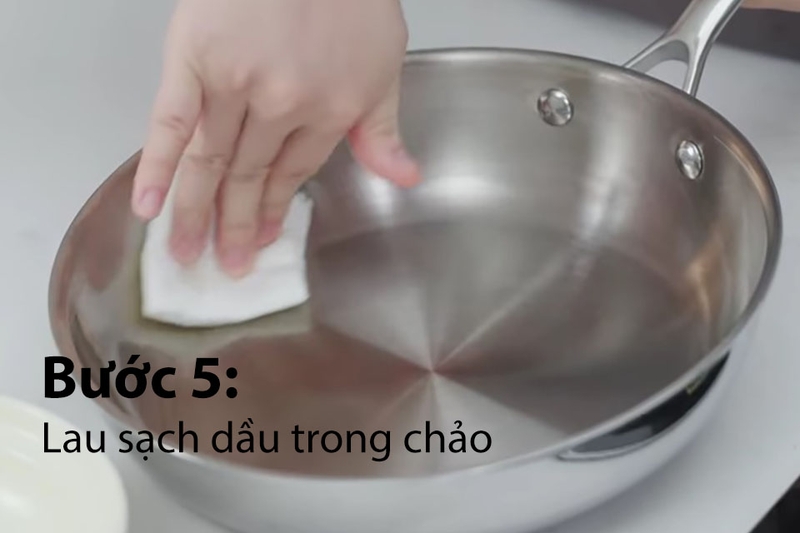 Hướng dẫn cách tạo lớp chống dính tự nhiên cho chảo inox (hình 7)