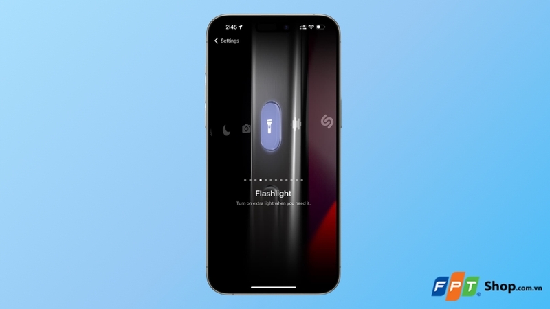 Tắt đèn pin bằng nút Tác vụ (Action Button)