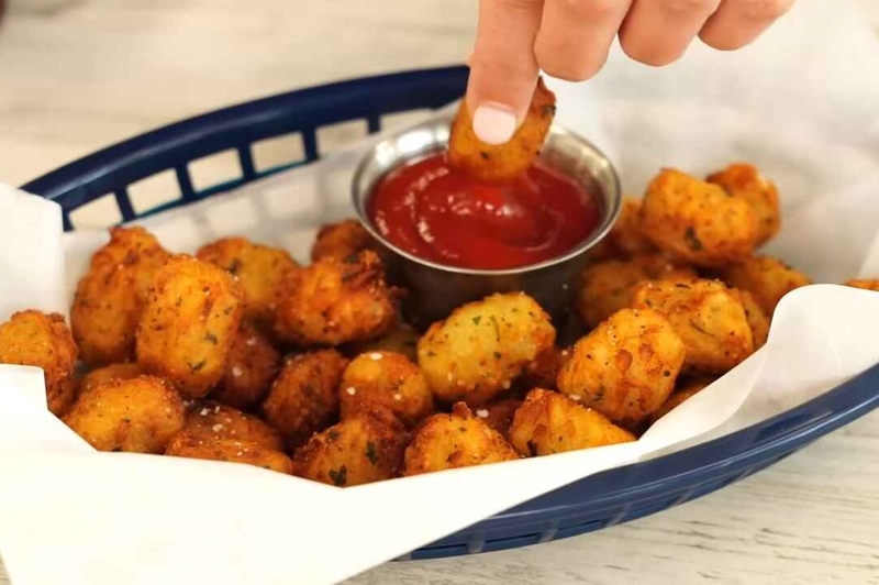 Cách làm Tater Tots - Khoai tây chiên kiểu Mỹ