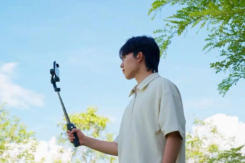 Theo dõi, chiếu sáng và thu âm trong một thiết bị duy nhất