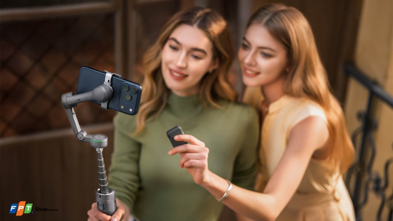 tay-cam-gimbal-dji-osmo-mobile-8p-creator-combo-3.jpg
