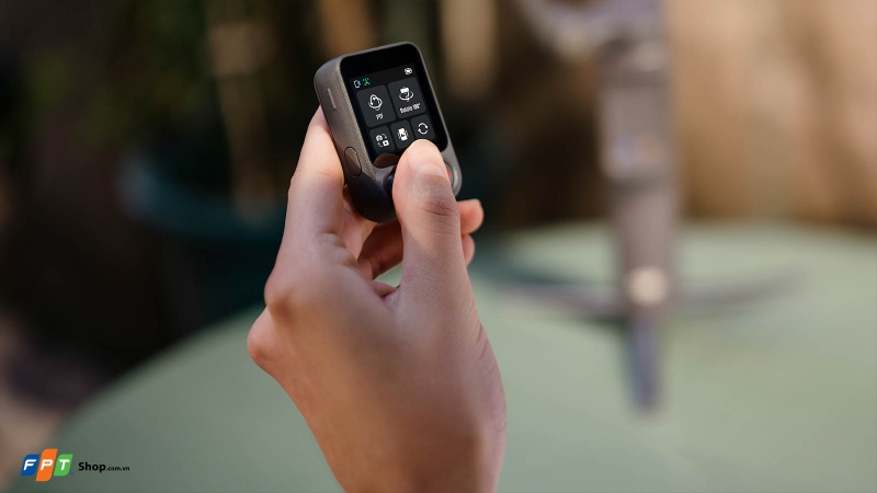 tay-cam-gimbal-dji-osmo-mobile-8p-creator-combo-6.jpg