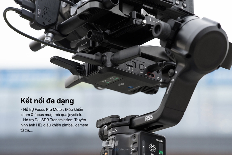 Tay cầm Gimbal DJI RS 5 Combo - Truyền tín hiệu ổn định với DJI SDR Transmission