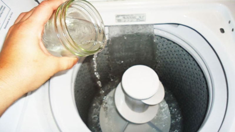 Sử dụng giấm trắng