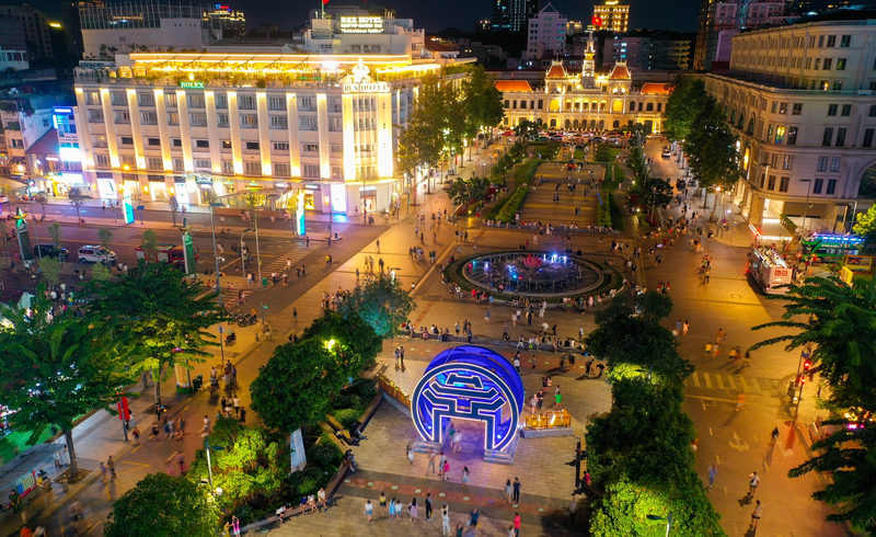 tết dương lịch 2026 đi đâu chơi nguyen hue.png