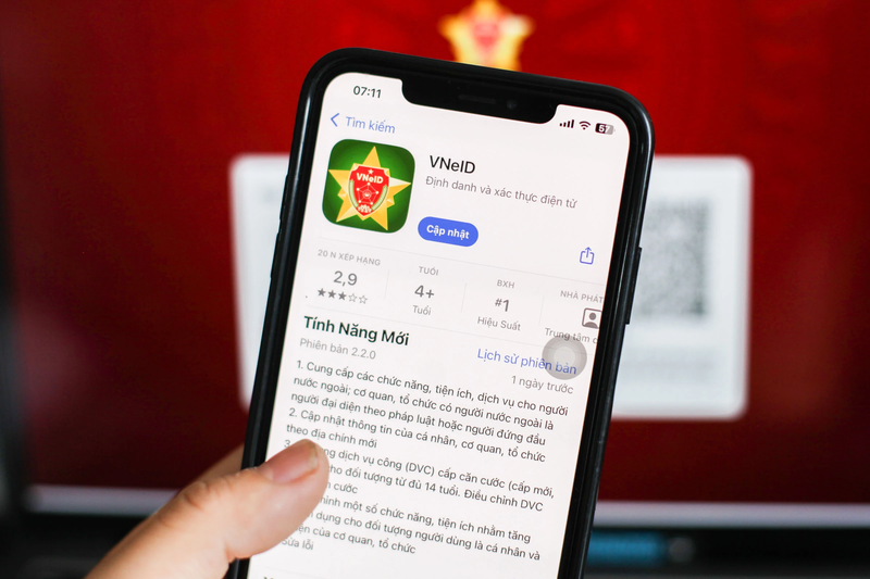 Cập nhật ứng dụng VNeID trên iPhone
