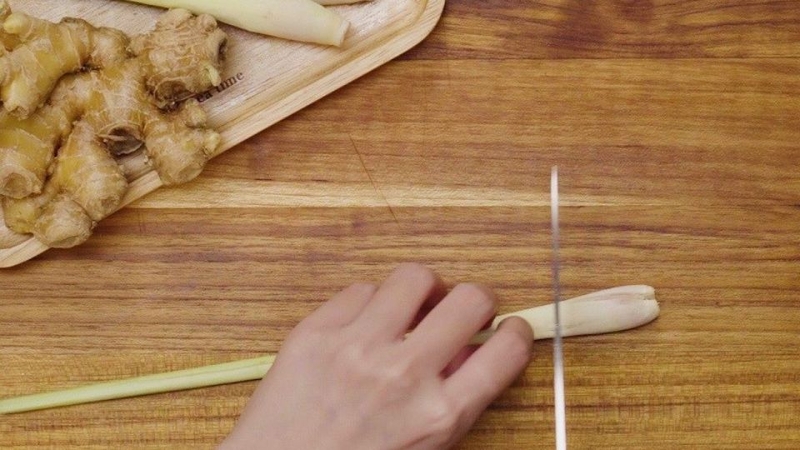Bước 1: Sơ chế nguyên liệu