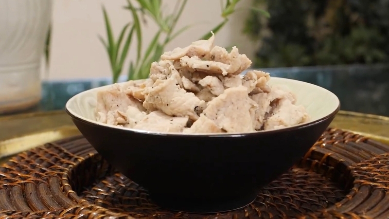 thăn lợn rim tiêu 1