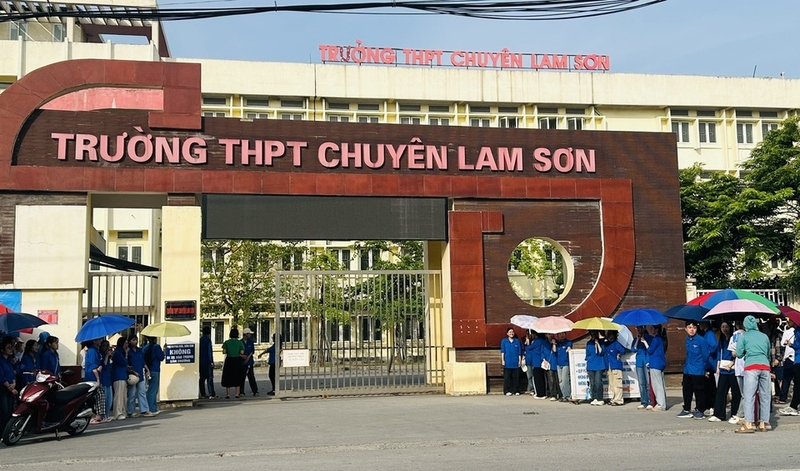 Điểm chuẩn lớp 10 Thanh Hóa 2025 cho THPT chuyên Lam Sơn