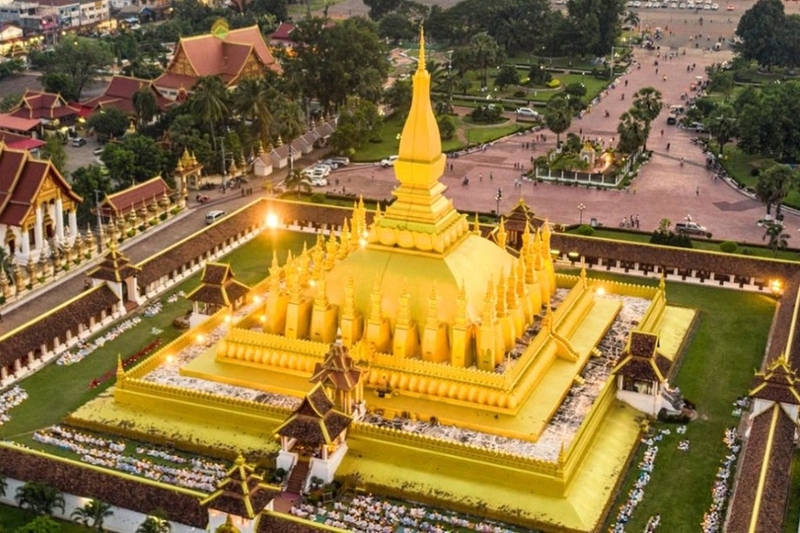 Thạt Luổng là công trình kiến trúc của quốc gia nào 5