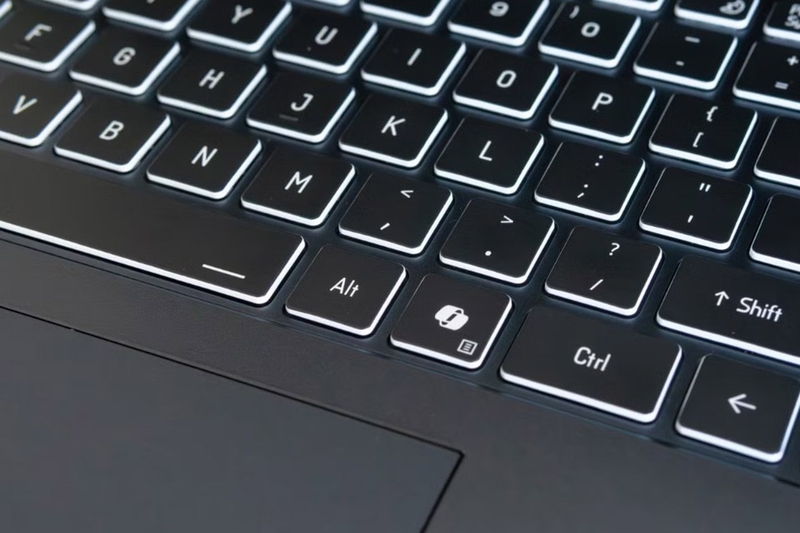 Thay bàn phím laptop giá bao nhiêu 9