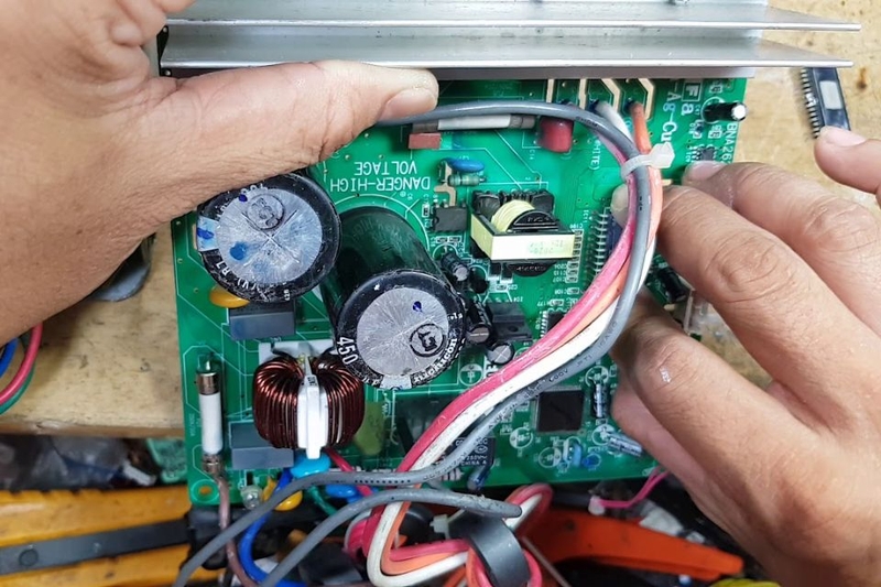 thay board máy lạnh daikin giá bao nhiêu 5