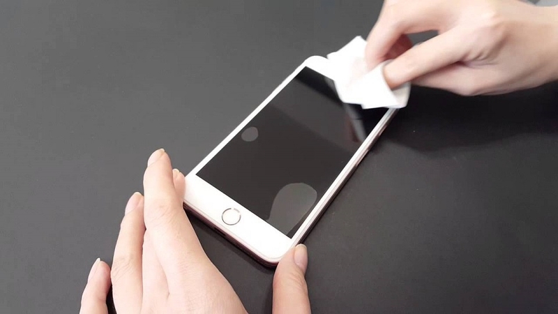 Tại sao iPhone lại bị lỗi cảm ứng?