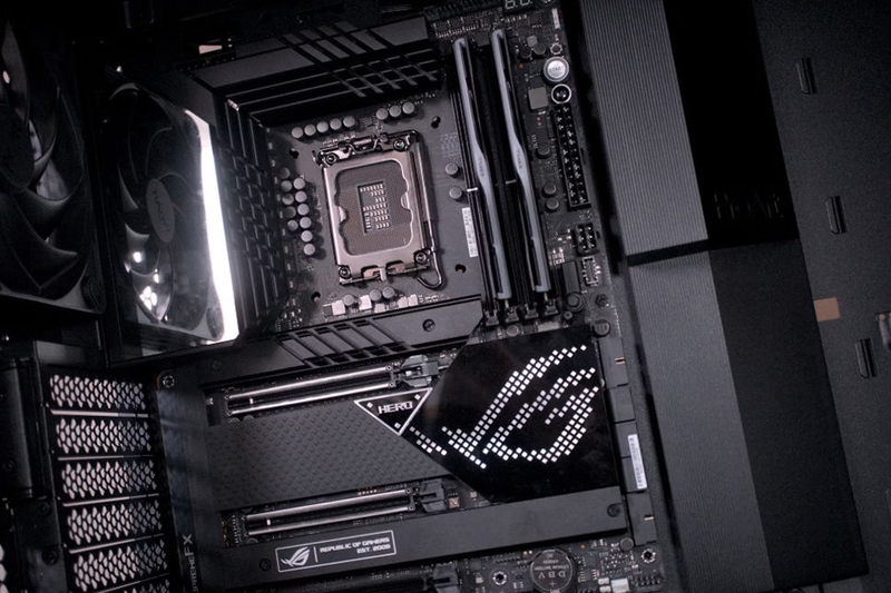 Thay main có cần cài lại Win không - 04