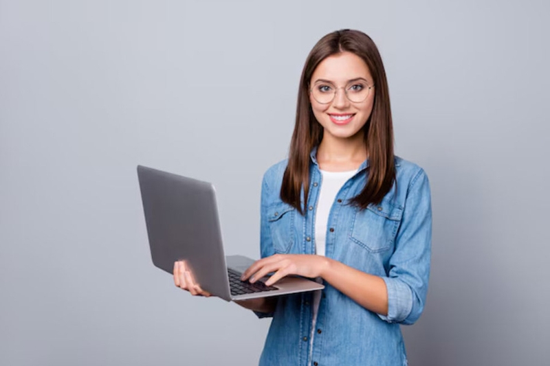 Thay main có cần cài lại Win không - 06