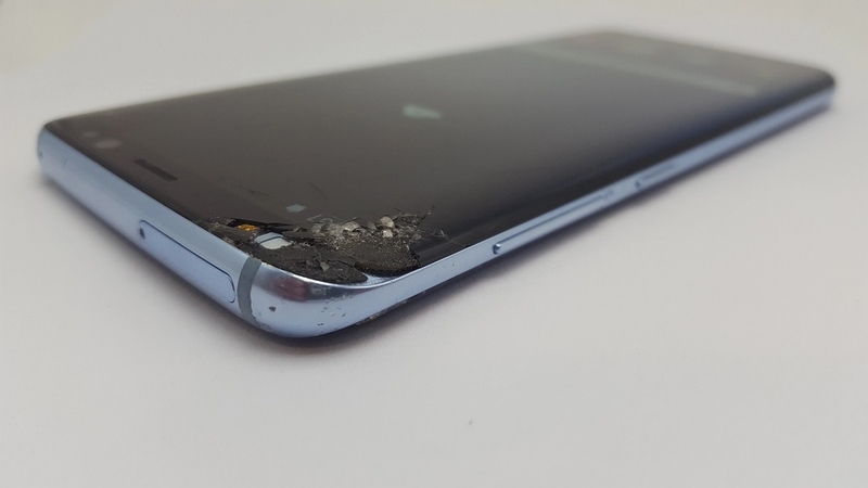 Nguyên nhân màn hình điện thoại Samsung bị hỏng là do đâu?