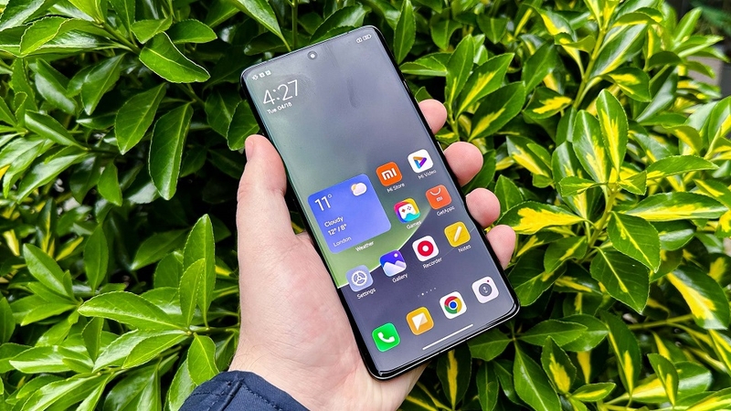 Thay màn hình điện thoại Xiaomi giá bao nhiêu?