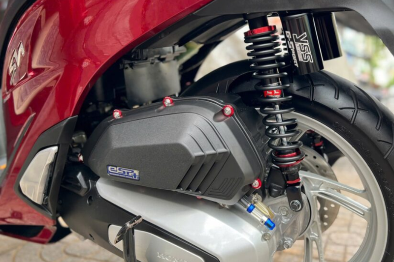 Thay phuộc xe máy có bị phạt không (1)