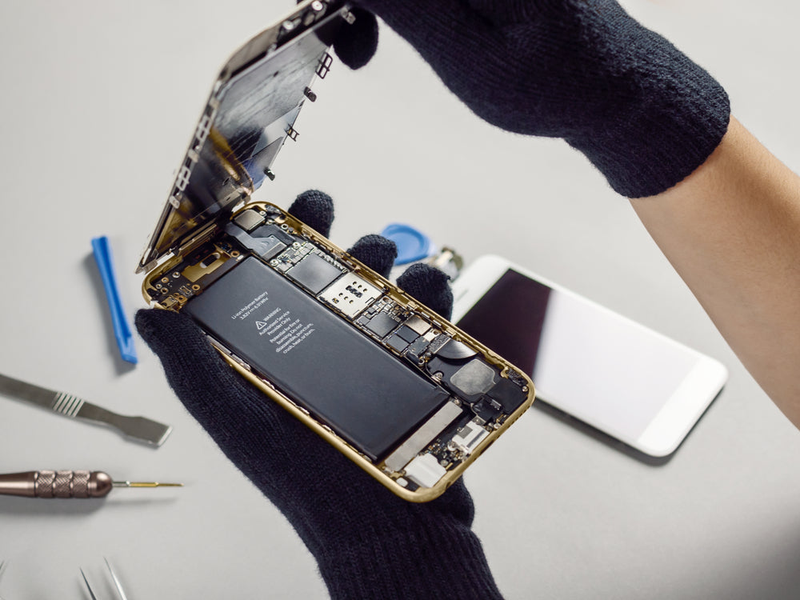 Cách thay pin iPhone mà vẫn giữ được khả năng kháng nước