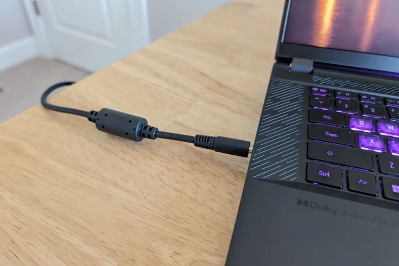 thay pin laptop gygabyte giá bao nhiêu 2026 2