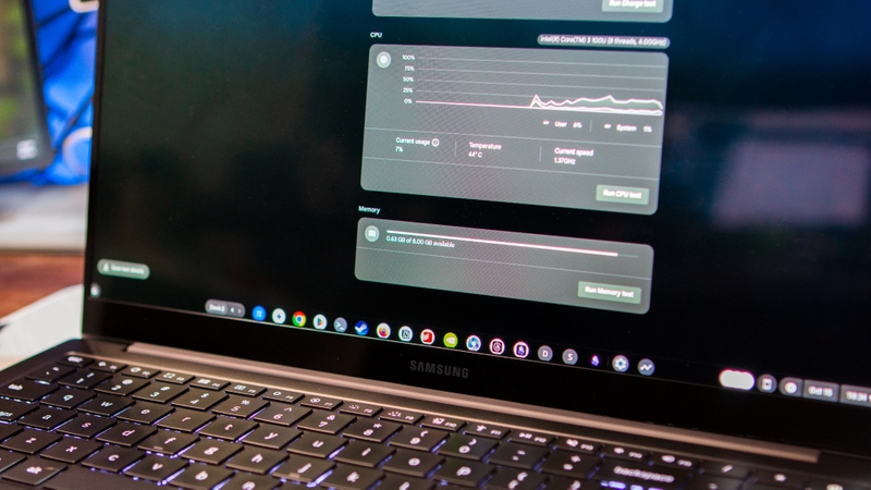 Thay pin laptop Samsung có làm mất dữ liệu không?