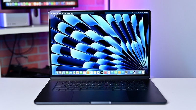 thay pin macbook giá bao nhiêu 2026 2