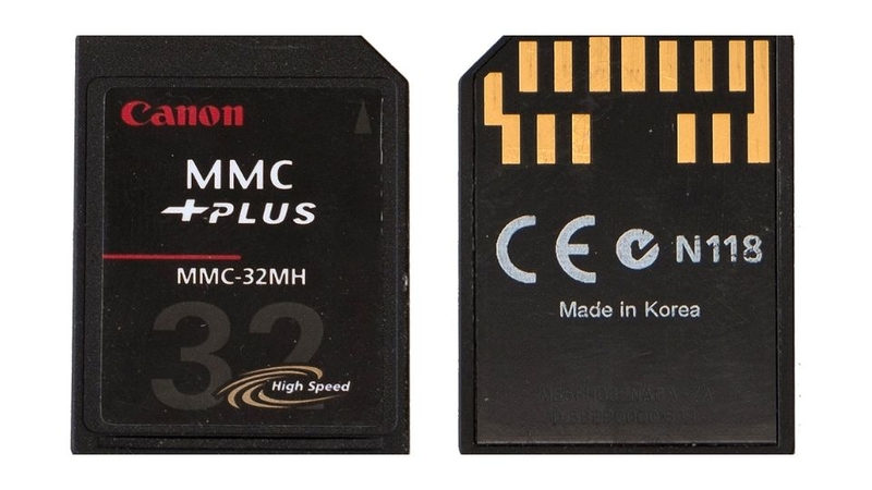 MMC (MultiMediaCard)