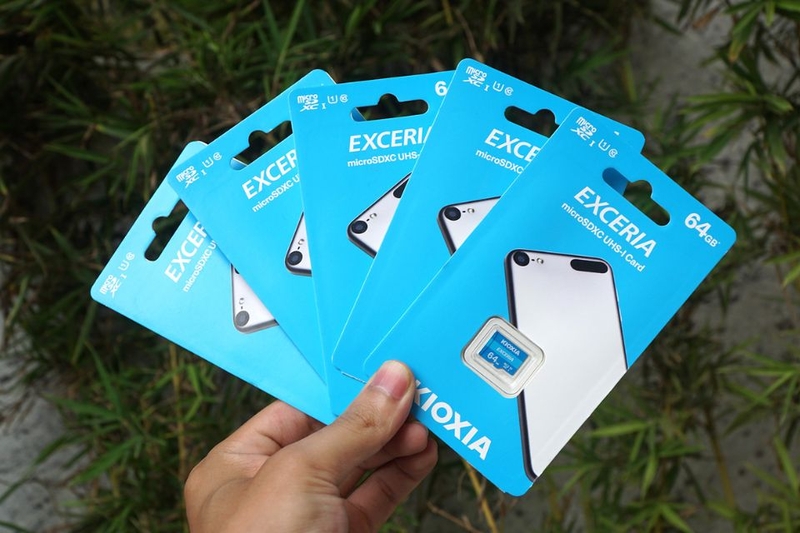 the-nho-microsd-kioxia-64gb-4.jpg