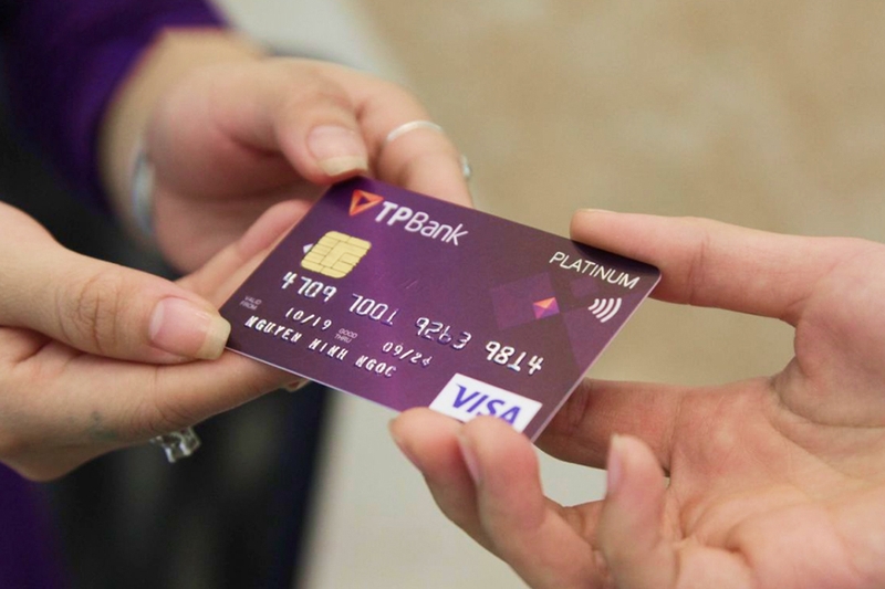 Thẻ Visa khác gì thẻ thường - 05