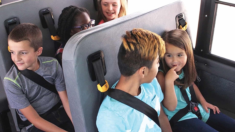 Xe chở trẻ mầm non, học sinh cần đảm bảo thiết bị an toàn