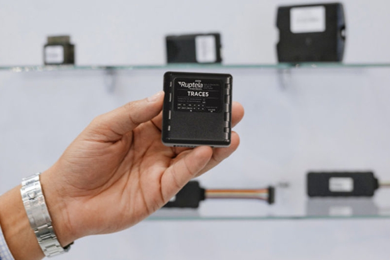 Cách chọn mua định vị xe ô tô - 02