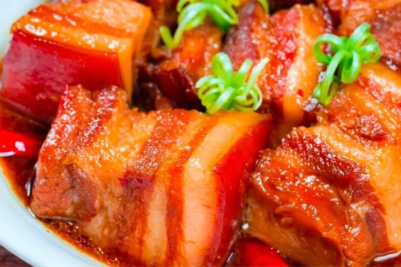 thịt kho nước cốt dừa miền nam