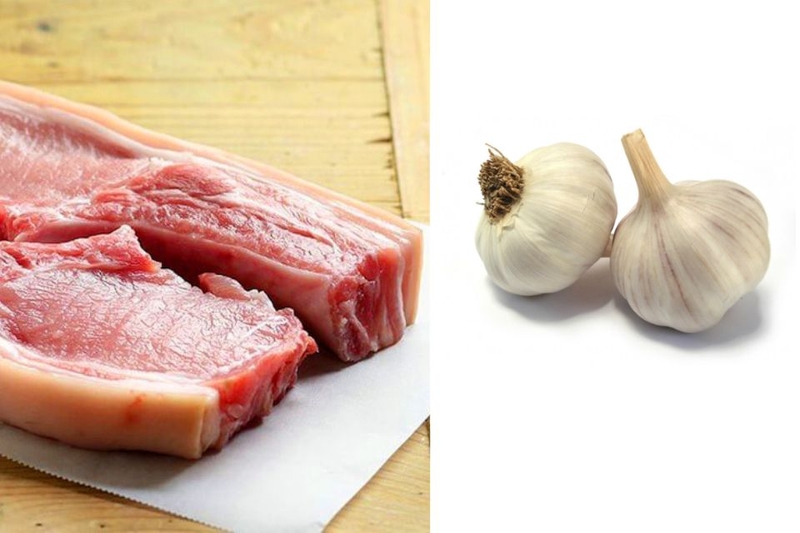 Vì sao có quan niệm thịt lợn kị tỏi?