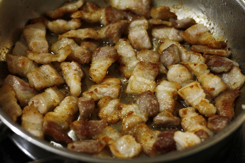 Hao cơm cùng món thịt rang chua ngọt cháy cạnh hấp dẫn, mềm ngon và chuẩn vị - hình 04