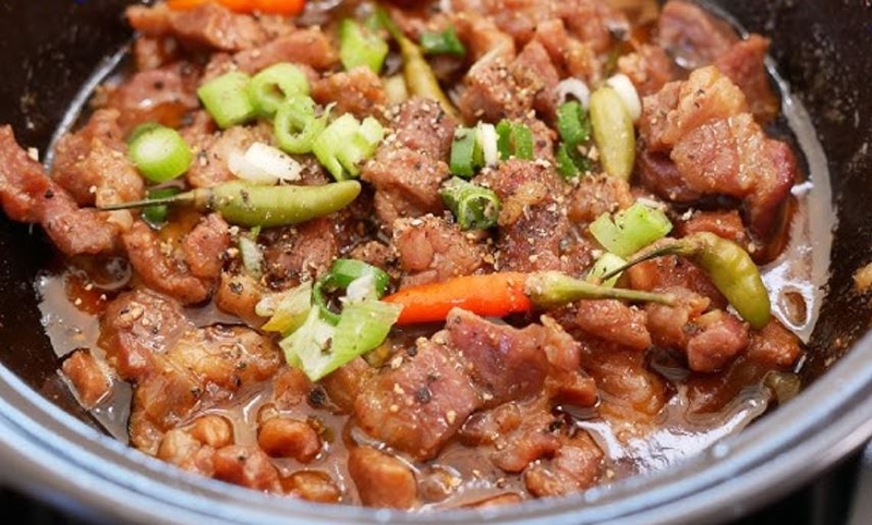 Thịt vai giòn 3