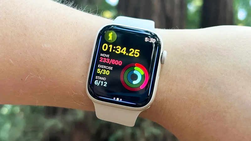 Thời lượng pin Apple Watch Series 8 6
