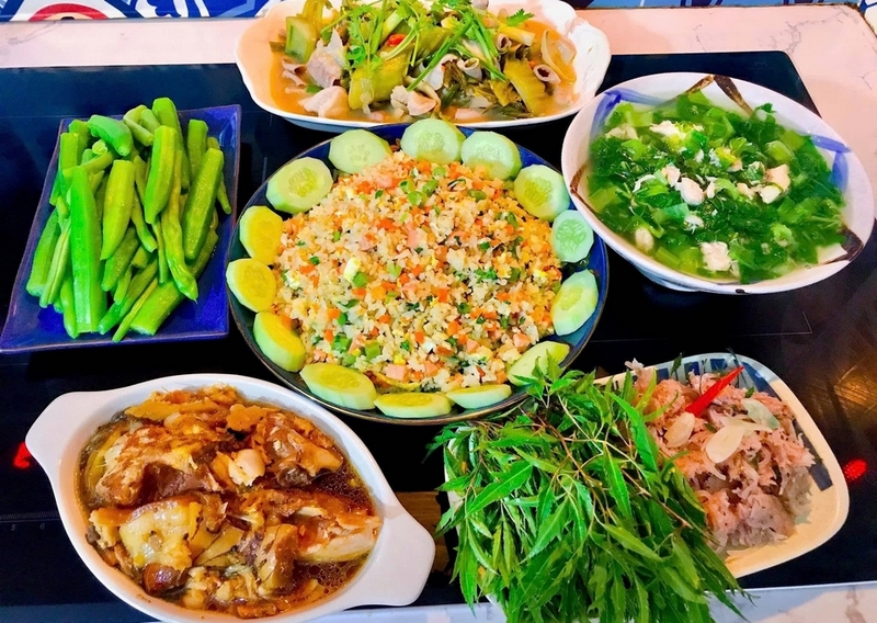 Thực đơn đãi khách tại nhà ảnh 1