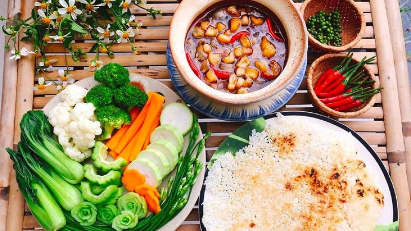 Rau củ luộc + chấm kho quẹt 70.000 đồng