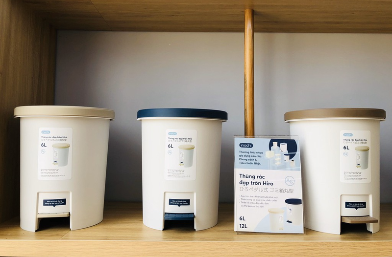Thùng rác đạp tròn Inochi Hiro 2