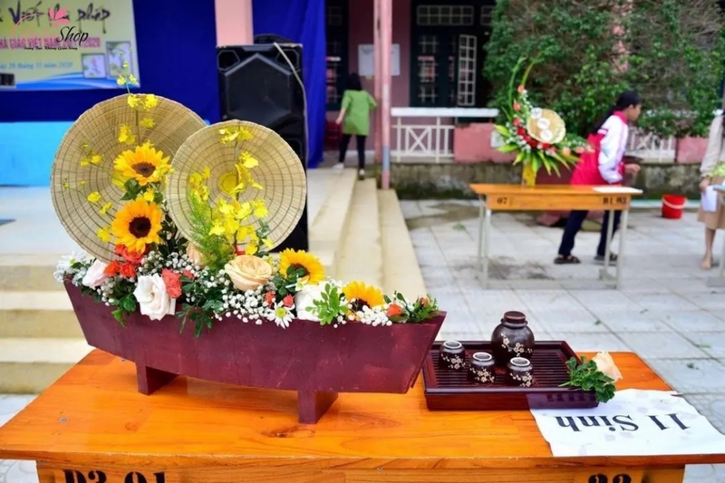 thuyết trình cắm hoa 20/11 5