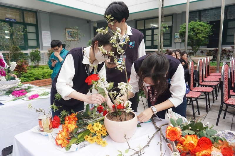 thuyết trình cắm hoa 20/11 3